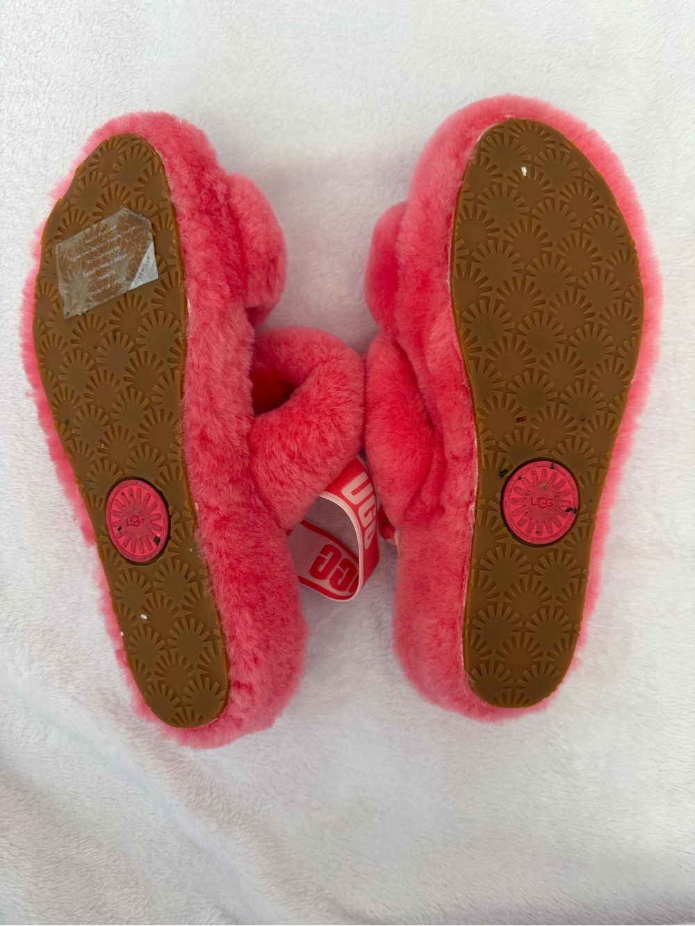 UGG Plush Slide Sandals in Coral - Picture 6 of 6